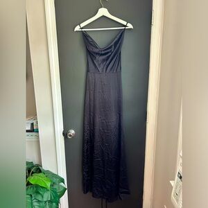 Women’s long black scoop neck tie back dress